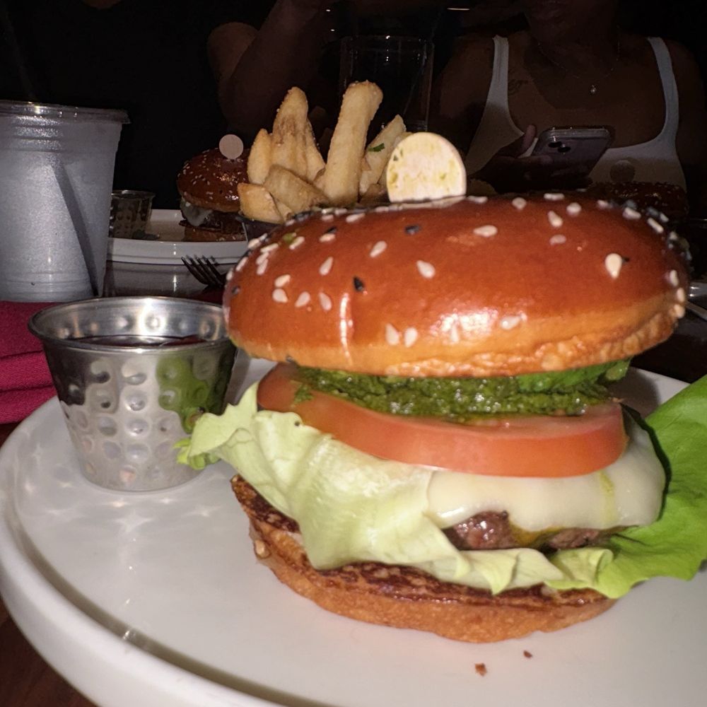 Gordon Ramsay Burger - a burger - Burgers Near Me - Las Vegas, Nevada Gordon Ramsay Burger - a burger - Burgers Near Me - Las Vegas, Nevada
