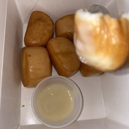 Fried Mantou With Condensed Milk(T) Fried Mantou With Condensed Milk(T)