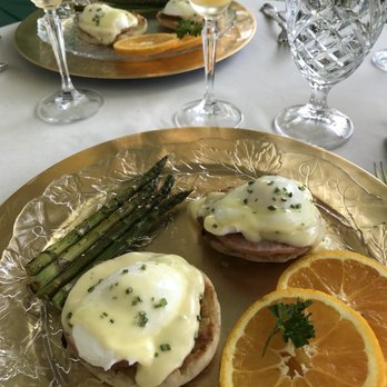 Orchard House Bed and Breakfast - Mike's eggs Benedict - Bed & Breakfast Near Me - Lovingston, Virginia Orchard House Bed and Breakfast - Mike's eggs Benedict - Bed & Breakfast Near Me - Lovingston, Virginia