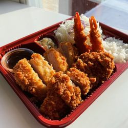 Yumi Katsu - Mix Katsu Platter (loin, tenderloin, ebi) with additional ebi katsu sample.