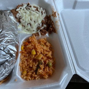 Tio Luis tacos and cafe - Torta dinner - Breakfast & Brunch Near Me - Chicago, Illinois