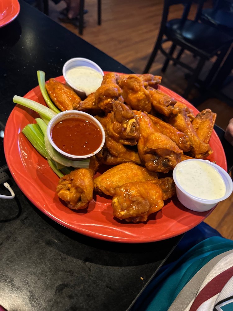 OVERTIME SPORTS PUB 42 Photos & 50 Reviews 1030 N Rogers Ln, Raleigh, NC Menu Yelp