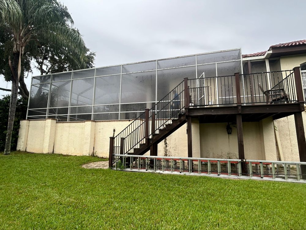 Slide of Aluminum and Screen Y&J