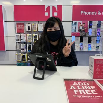 T-Mobile - Super efficient manager, Courtney! - Mobile Phones Near Me - Honolulu, Hawaii T-Mobile - Super efficient manager, Courtney! - Mobile Phones Near Me - Honolulu, Hawaii
