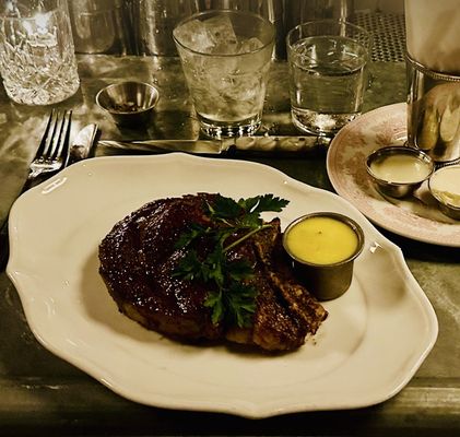 Bavette's Bar & Boeuf by null