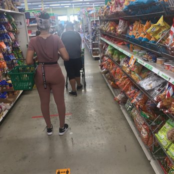 Dollar Tree - The line is deep! - Discount Store Near Me - San Jose, California