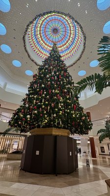 South Coast Plaza by null