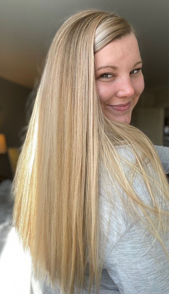 SALON SALON 147 W Washington St, Marquette, Michigan Hair Salons