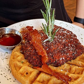 Yaz's Table - Breakfast & Brunch Near Me - Abington, Massachusetts