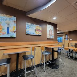 Culver's - Inside