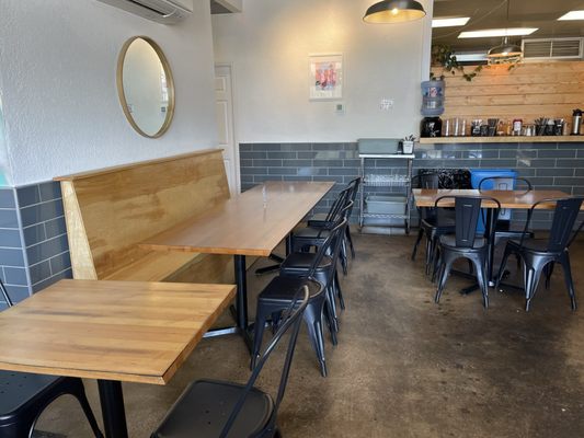 The Smokin' Onion Restaurant + Food Truck by null