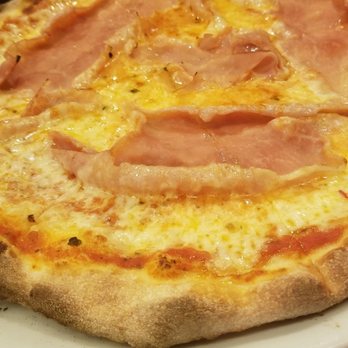 Pizzería del Barri - Pizza Near Me - Barcelona, B