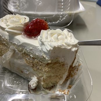 Su Pan Bakery - Tres leches cake - Bakeries Near Me - San Diego, California Su Pan Bakery - Tres leches cake - Bakeries Near Me - San Diego, California