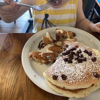 Eggs 'n Things - Keiki Buttermilk Pancakes - Breakfast & Brunch Near Me - Honolulu, Hawaii