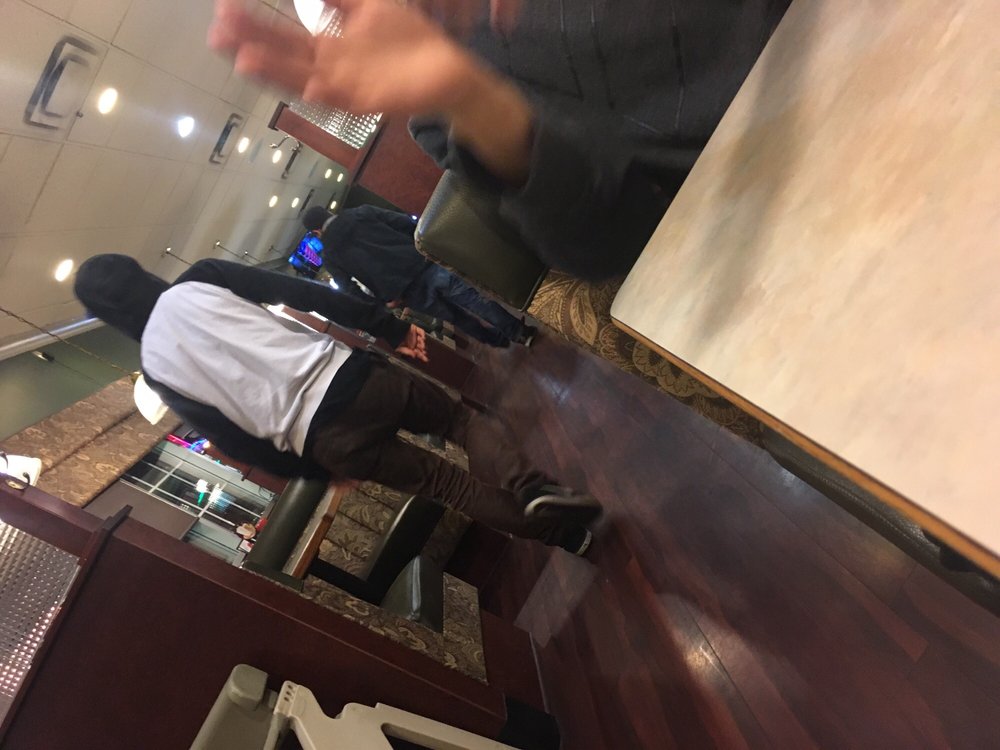 Humpty's Family Restaurant Logo