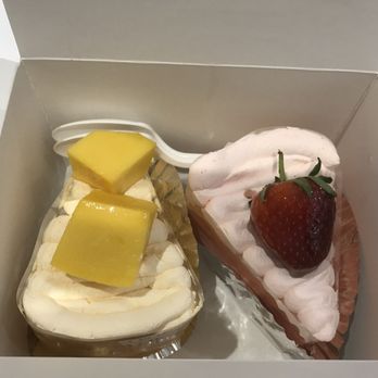 Kamalan Bakery - Strawberry and mango cake slices - Bakeries Near Me - Houston, Texas