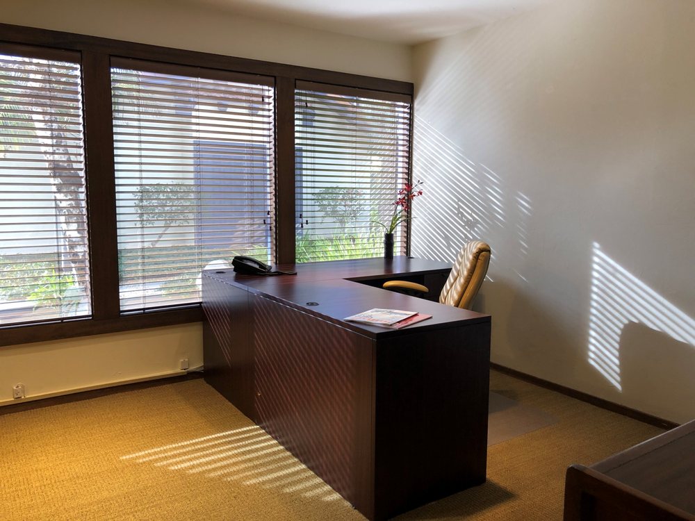 VILLAGE PARK PROPERTIES Updated October 2024 18 Photos 2660