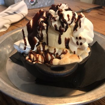 Bonfire Grille - Cast iron s'mores a la mode - New American Near Me - Milford, Connecticut Bonfire Grille - Cast iron s'mores a la mode - New American Near Me - Milford, Connecticut