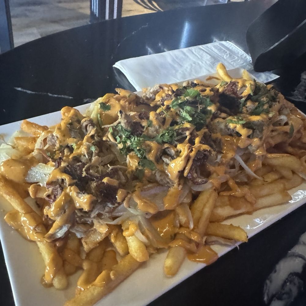 Carnitas Fries