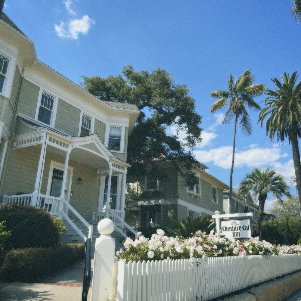 Cheshire Cat Inn - Outside of inn - Bed & Breakfast Near Me - Santa Barbara, California