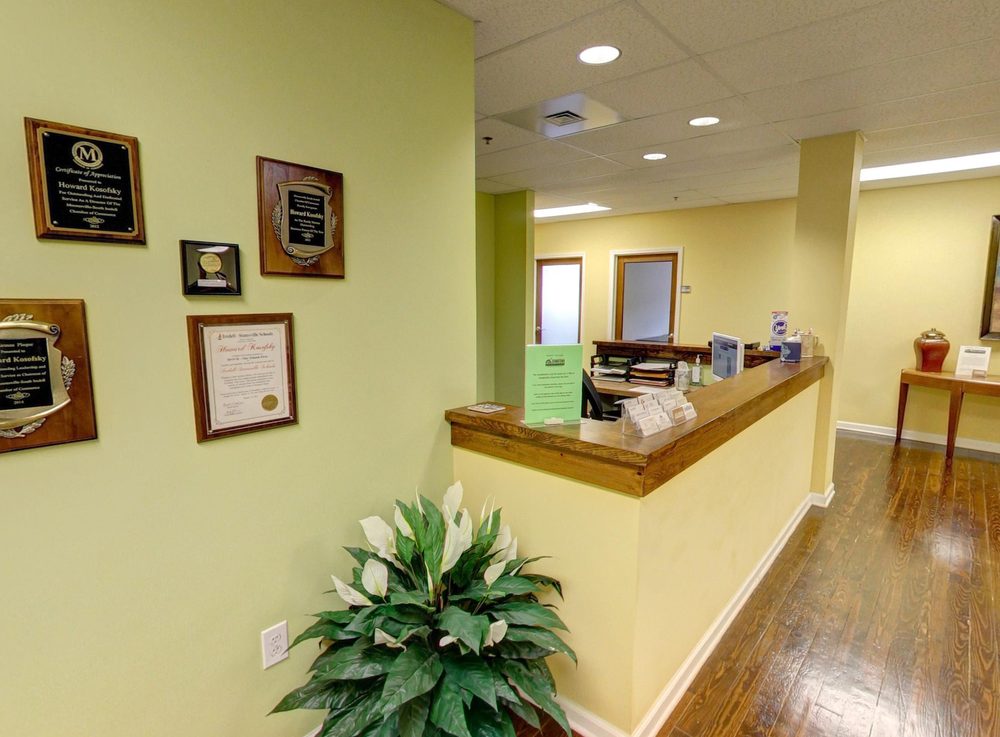 Dustin S McCrary - Mooresville - divorce attorney in Mooresville, NC