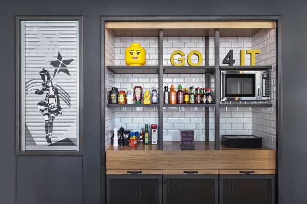 Moxy Copenhagen Sydhavnen by null