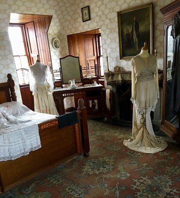 Castle Menzies by null