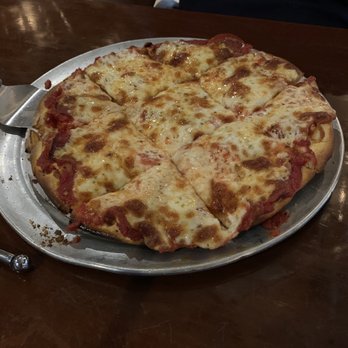 Vero Chicago Pizza - Zee got the thin crust pepperoni - Pizza Near Me - Phoenix, Arizona Vero Chicago Pizza - Zee got the thin crust pepperoni - Pizza Near Me - Phoenix, Arizona