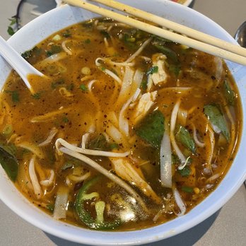 Sit lo Saigon - Chicken Pho. More noodles and meat and less broth please! - Vietnamese Near Me - Elk Grove, California Sit lo Saigon - Chicken Pho. More noodles and meat and less broth please! - Vietnamese Near Me - Elk Grove, California