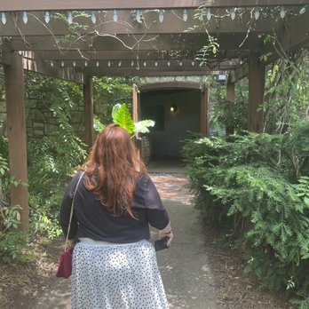 Biltmore Winery - Walking towards the underground walkway entrance. - Wineries Near Me - Asheville, North Carolina