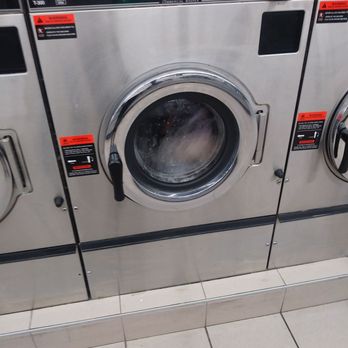 The Laundry Spot Hollywood  - Wash cycle - Laundromat Near Me - Hollywood, Florida