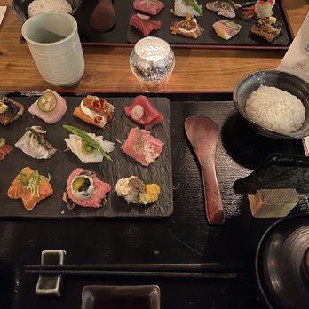 Ume Williamsburg - Signature sushi set comes with 12 pieces of seasonal fish, the seasoning palette, rice, nori sheets, and the BEST soup - Sushi Bars Near Me - Brooklyn, New York