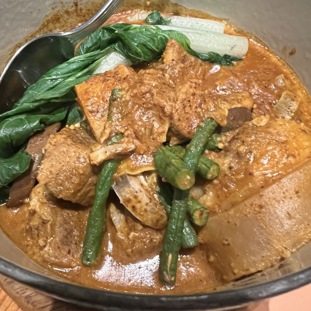 Sentro 1771 - Kate-kare - Filipino Near Me - Taguig, NCR