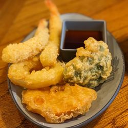 Wonita Sushi Seafood and Bar - Shrimp & Vegetable Tempura