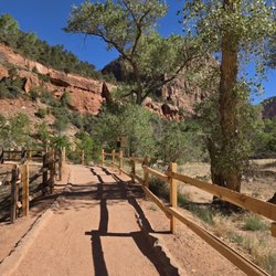 Zion Canyon Scenic Drive - Zion Canyon Scenic Drive