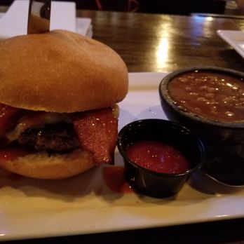 Engine No 9 - Burgers Near Me - Saint Petersburg, Florida