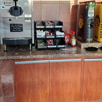 Golden Chick - Dirty cabinet. Employee got a drink and did not clean. - Fast Food Near Me - Mansfield, Texas Golden Chick - Dirty cabinet. Employee got a drink and did not clean. - Fast Food Near Me - Mansfield, Texas