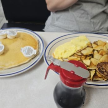 Jo Jo's - Breakfast & Brunch Near Me - Collinsville, Oklahoma