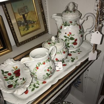 Antique Mall of Mansfield - Antiques Near Me - Mansfield, Texas Antique Mall of Mansfield - Antiques Near Me - Mansfield, Texas