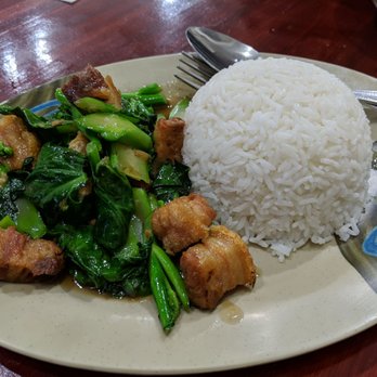 Ras Noodle - Broccoli and Crispy Pork - Thai Near Me - Los Angeles, California Ras Noodle - Broccoli and Crispy Pork - Thai Near Me - Los Angeles, California