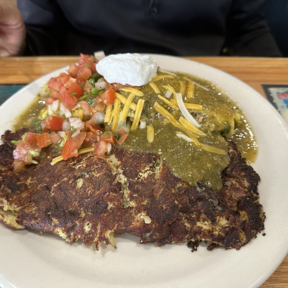 Beach Break Cafe - Chile verde omelette - Breakfast & Brunch Near Me - Oceanside, California Beach Break Cafe - Chile verde omelette - Breakfast & Brunch Near Me - Oceanside, California