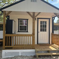 Bark And Stay Lodge