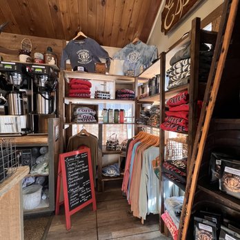 Clyde's Coffee Roasting - Very cool coffeehouse - Coffee Roasteries Near Me - Stateline, Nevada