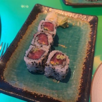 Morimoto - Spicy tuna roll - Japanese Near Me - Philadelphia, Pennsylvania