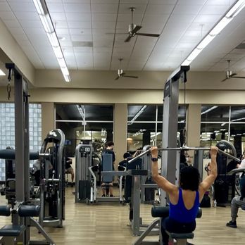 LA Fitness - Gyms Near Me - Long Beach, California LA Fitness - Gyms Near Me - Long Beach, California