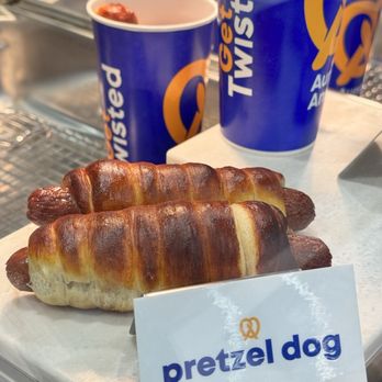 Auntie Anne's - Pretzels Near Me - Houston, Texas