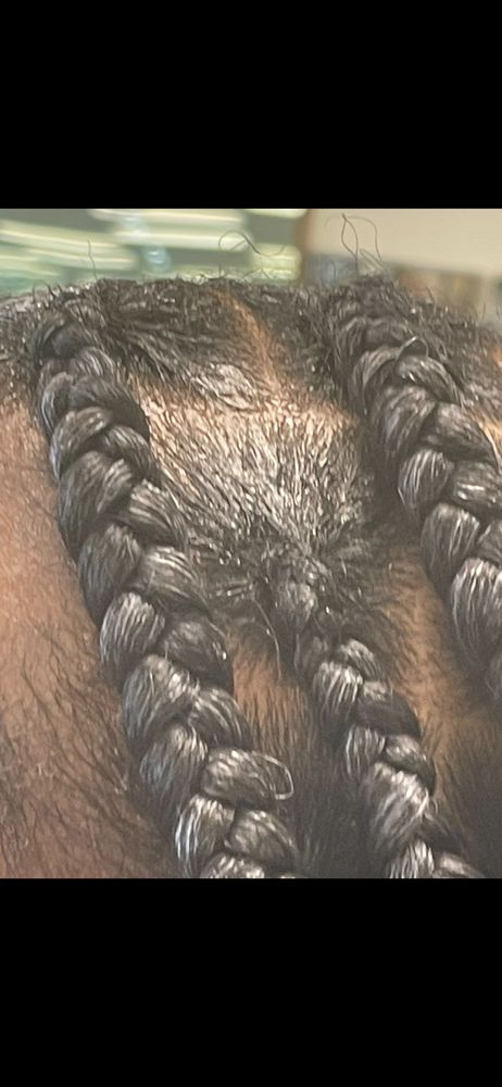 Allure East African Braids Logo