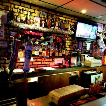 Riley's Inn - the bar area - Bars Near Me - Lakewood, Colorado Riley's Inn - the bar area - Bars Near Me - Lakewood, Colorado
