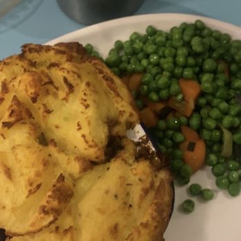 Mums - Shepherd's Shepherds Pie - British Near Me - Edinburgh, EDH