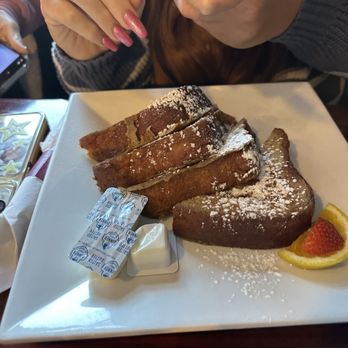 Biscotti Brothers Cafe - French Toast - Breakfast & Brunch Near Me - Lake George, New York Biscotti Brothers Cafe - French Toast - Breakfast & Brunch Near Me - Lake George, New York